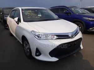 টয়োটা অ্যাক্সিও ২০২১ হোয়াইট
