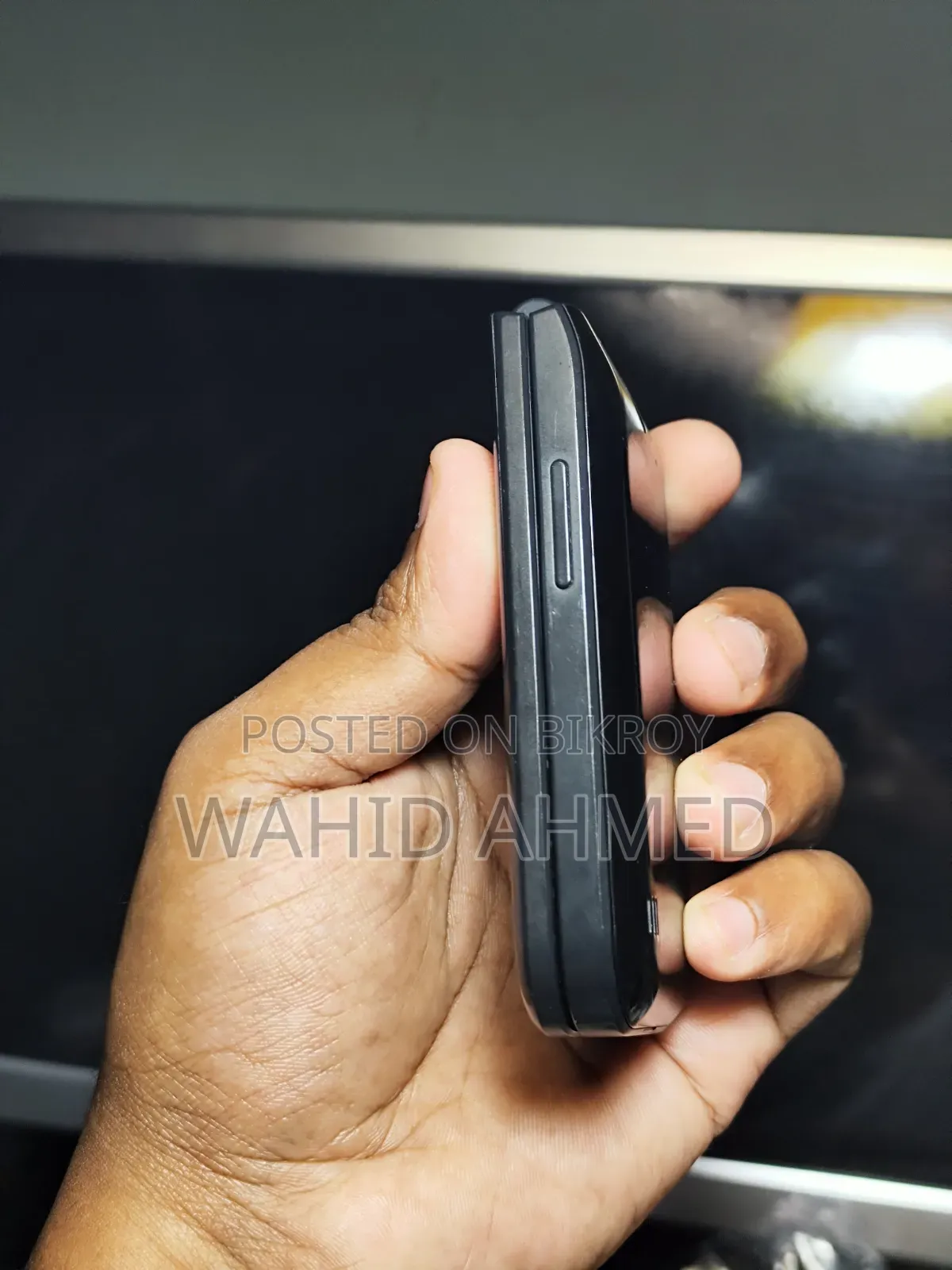 Nokia 2720 Flip 512 GB Silver