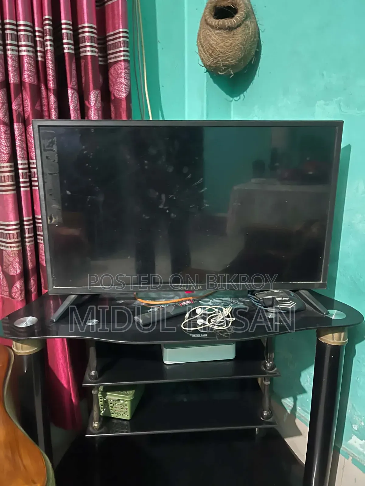 ডিসপ্লে নেই
৩২ ইঞ্চি