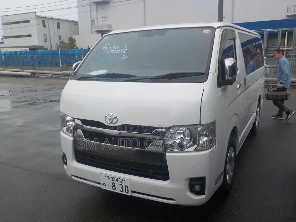 Toyota HiAce 2024 White