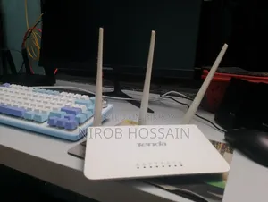 Tenda F3 (300Mbps, 3-Antenna)