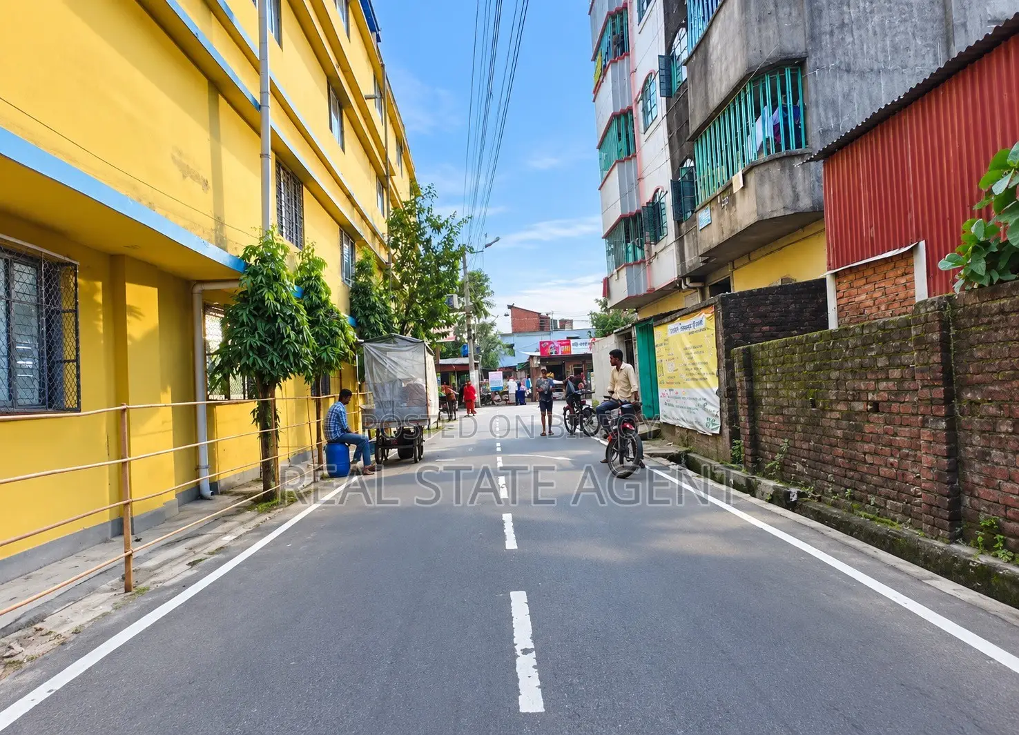 কর্নেলহাটে ৬ বেডরুমের বাড়ি বিক্রির জন্য