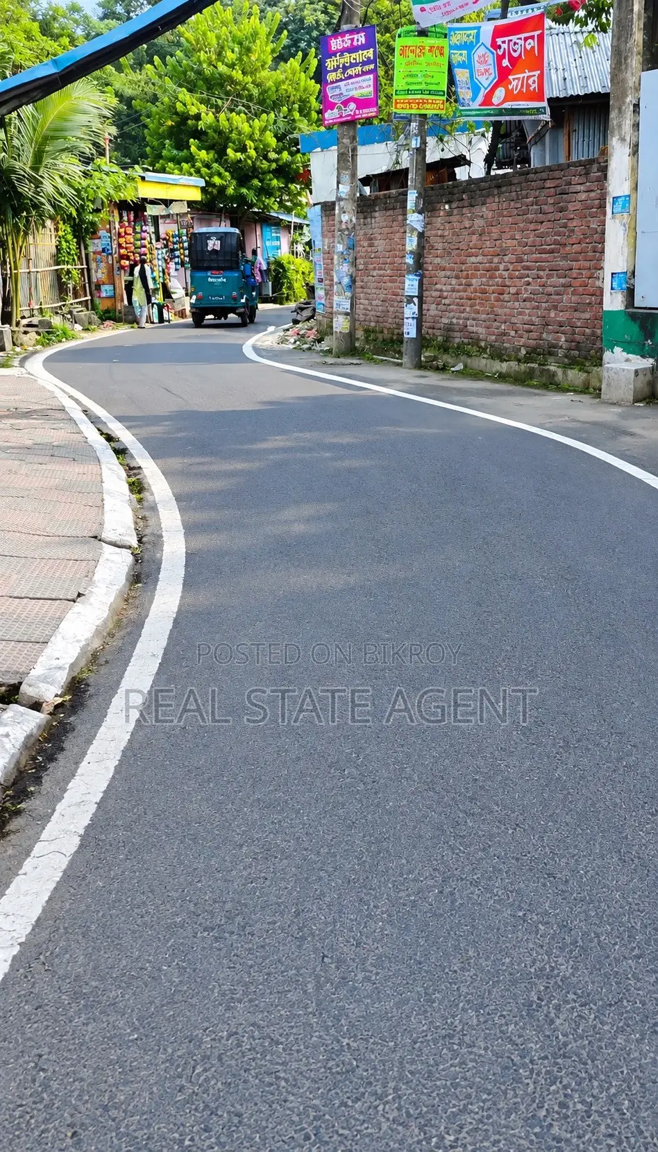 কর্নেলহাটে ৬ বেডরুমের বাড়ি বিক্রির জন্য
