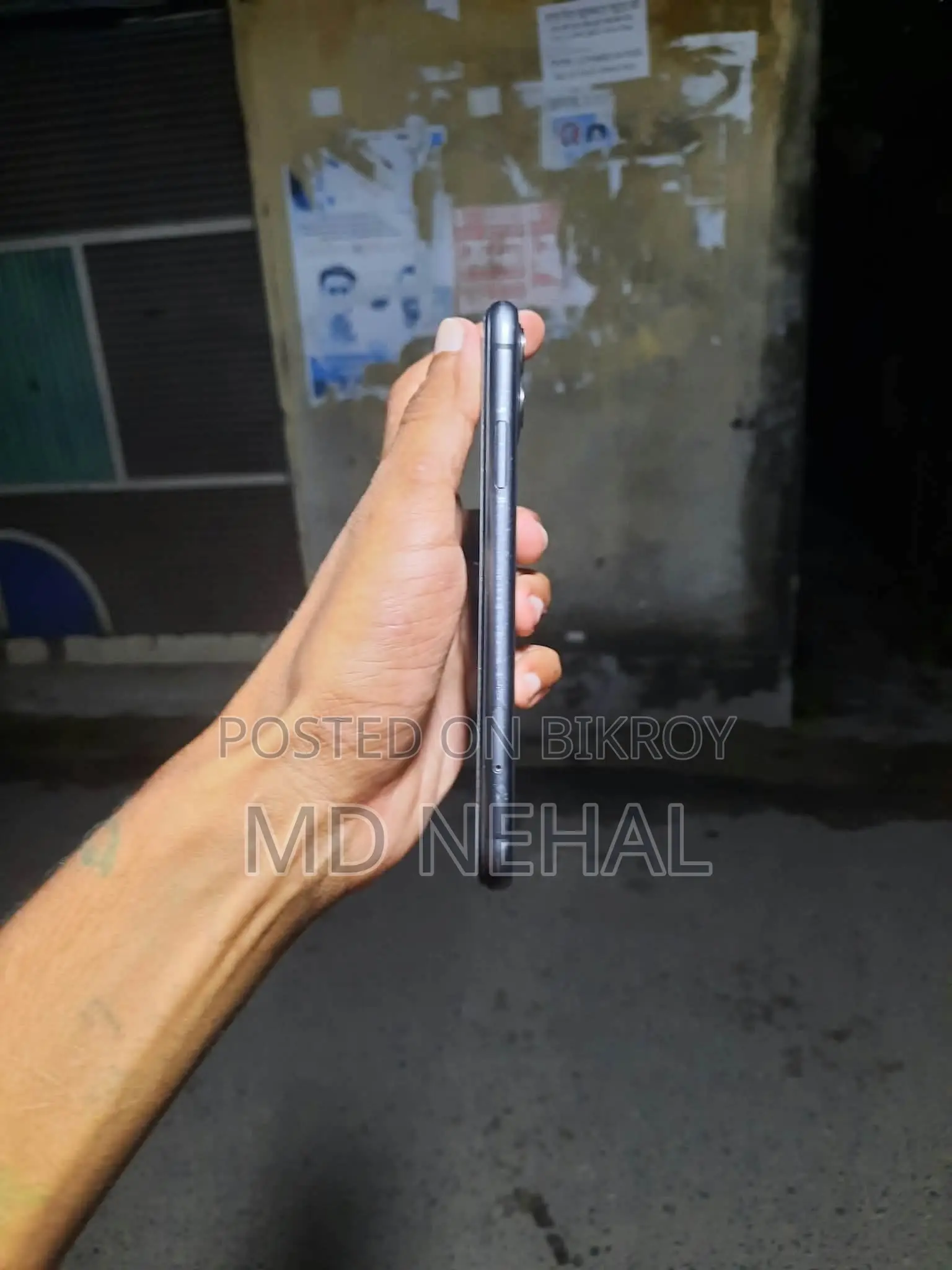 অ্যাপল আইফোন ১১ ১২৮ জিবি ব্ল্যাক
