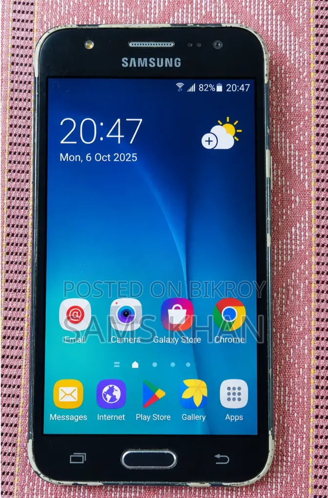 Samsung Galaxy J5 8 GB Black