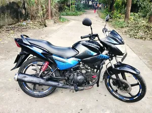 হিরো গ্ল্যামার ২০১৮ ব্ল্যাক
