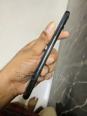 অ্যাপল আইফোন এক্স ২৫৬ জিবি ব্ল্যাক