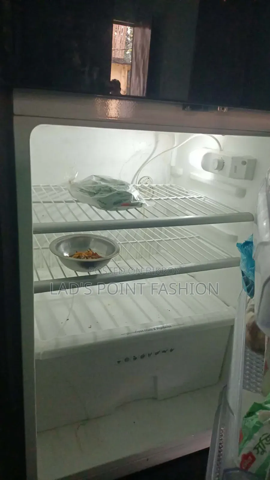 রেফ্রিজারেটর