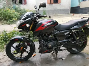 বাজাজ পালসার ১৫০ ২০২২ কালো