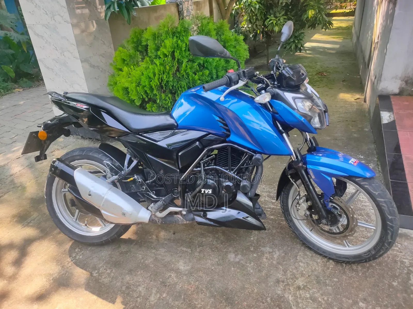 টিভিএস আপাচে ১৬০ ৪ভি ২০২১ ব্লু