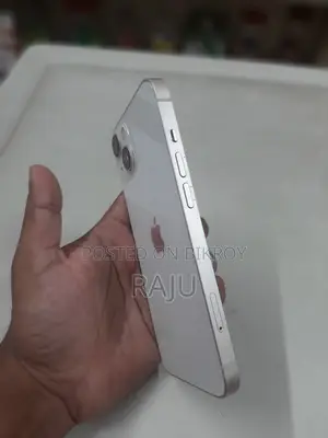 Apple iPhone 13 128 GB White