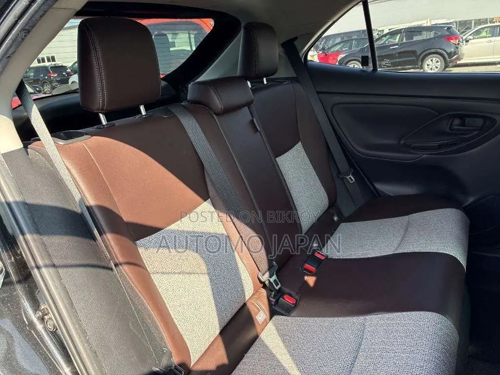 Toyota Yaris Cross 2021 Black