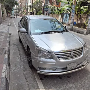টয়োটা প্রিমিও ২০০৩ সিলভার