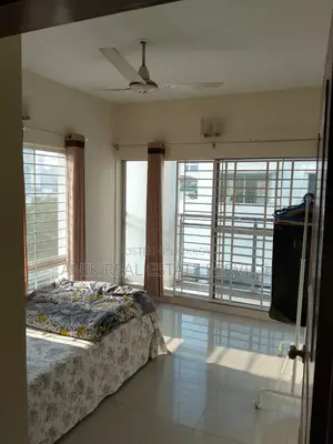অনীক রিয়েল এস্টেট, গুলশানে ৩টি শোবার ঘরসহ সাজানো অ্যাপার্টমেন্ট ভাড়া দেওয়া হবে