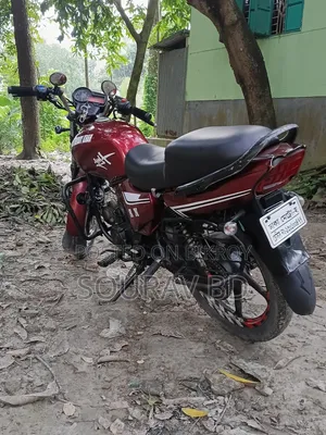 রেঞ্জার ২০১৫ লাল