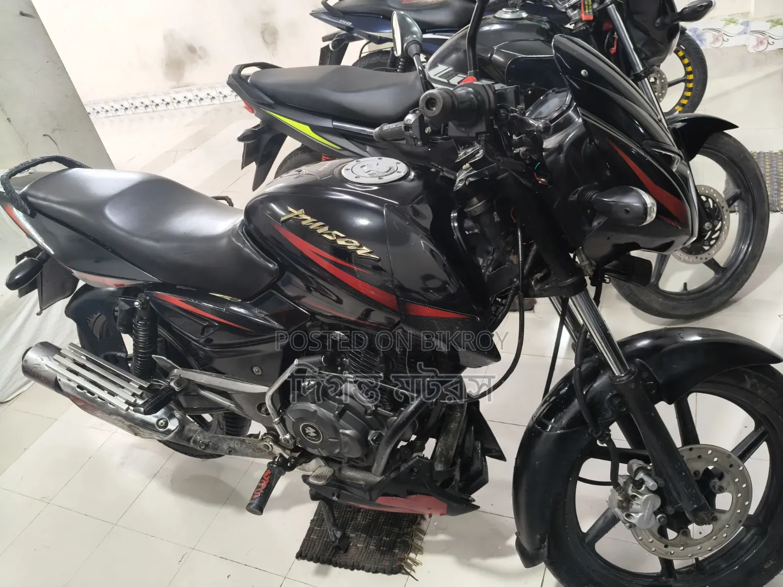 Bajaj Pulsar 150 2012 Black
