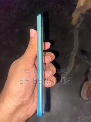 স্যামসাং গ্যালাক্সি এম৪০ ১২৮ জিবি নীল