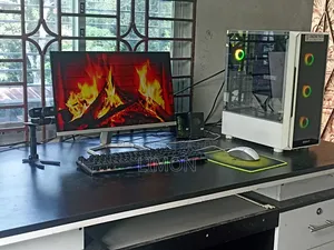 Desktop Computer 8GB AMD Ryzen 5 SSD 500GB