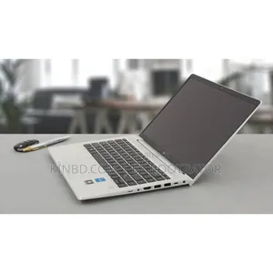 Laptop HP EliteBook 640 G9 8GB Intel Core i5 SSD 256GB
