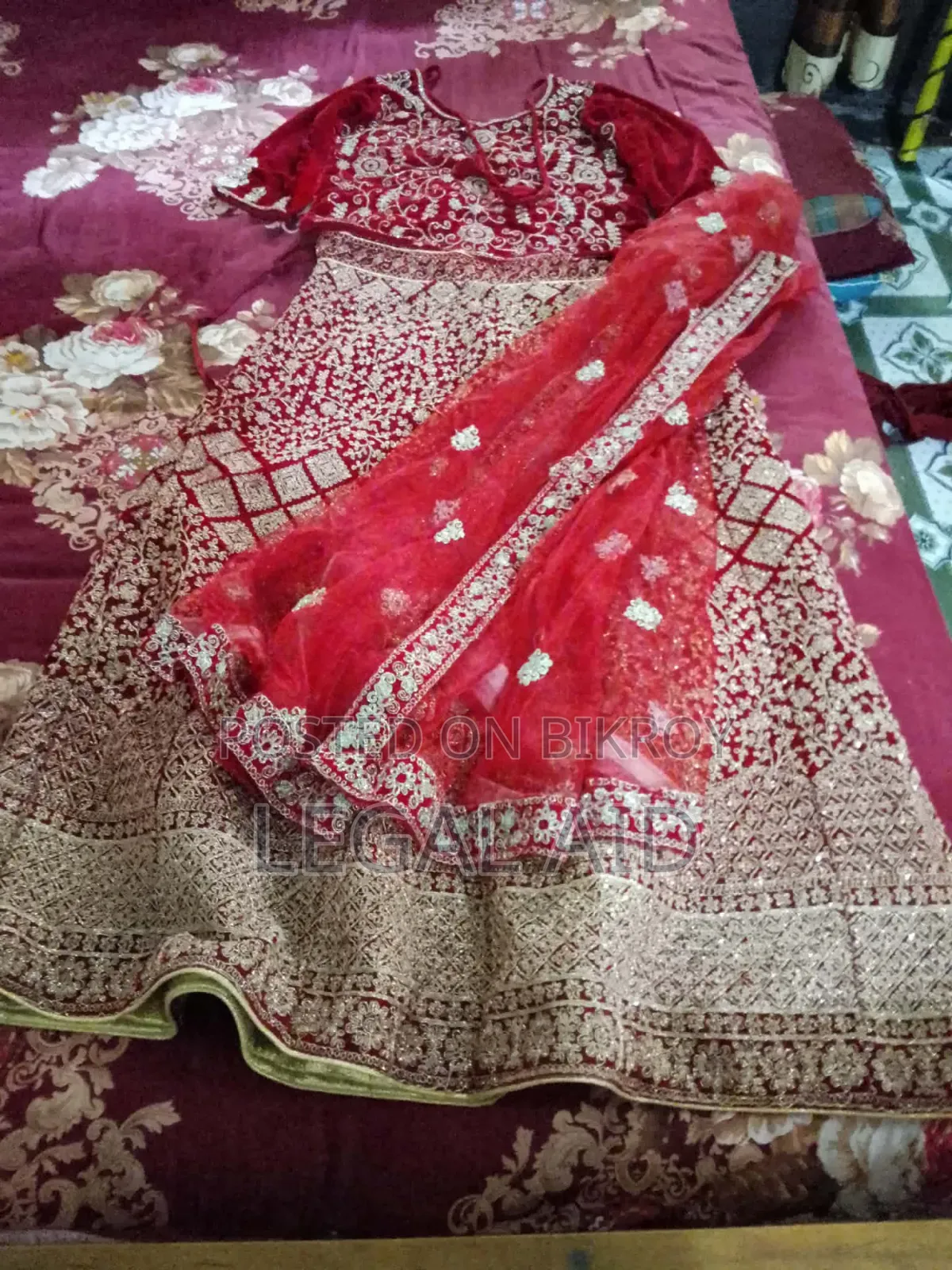 বিক্রয় হবে লেহেঙ্গা।