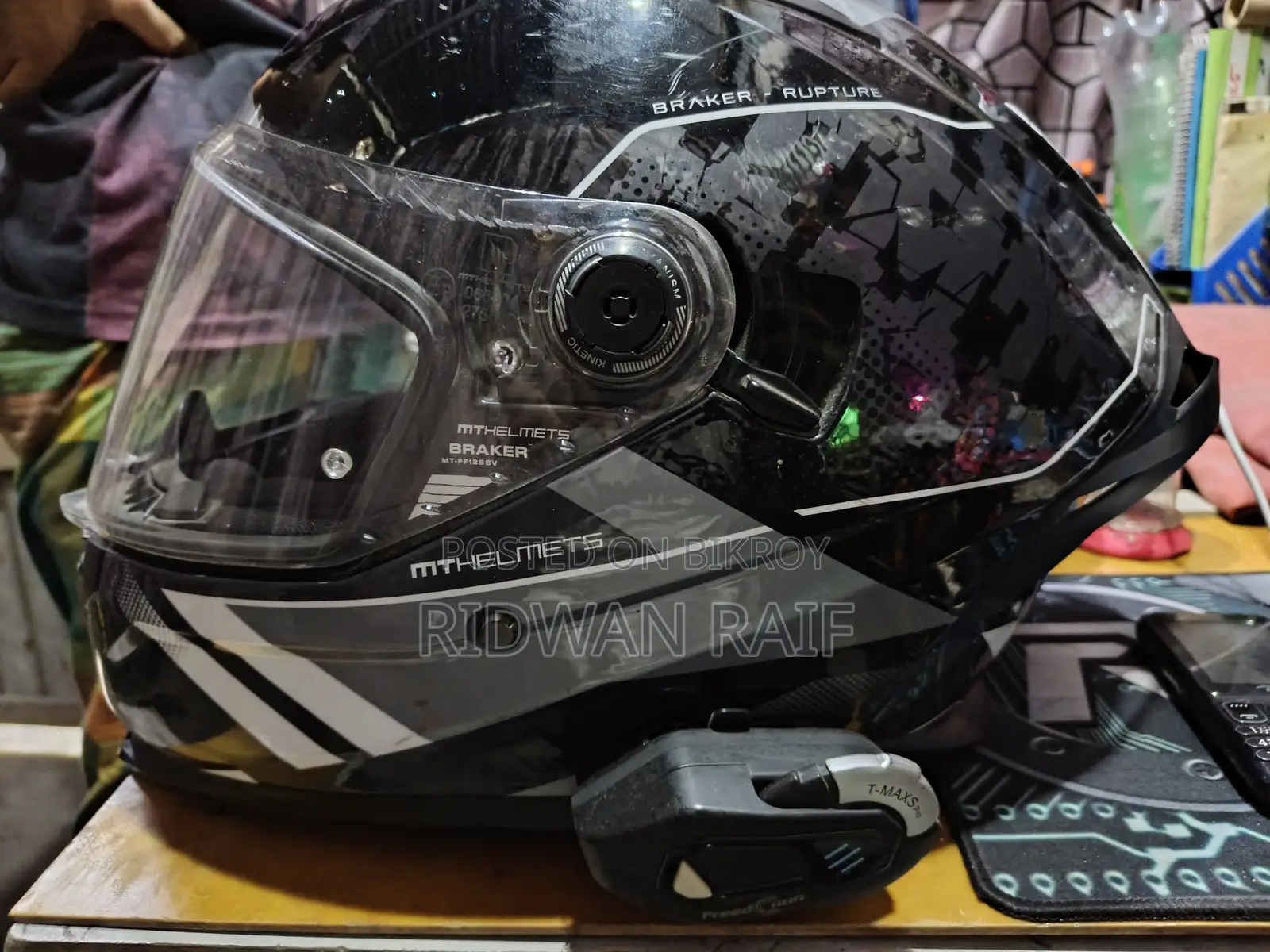 MT Breker Helmet