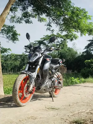 বেনেলি ২০২০ ব্ল্যাক