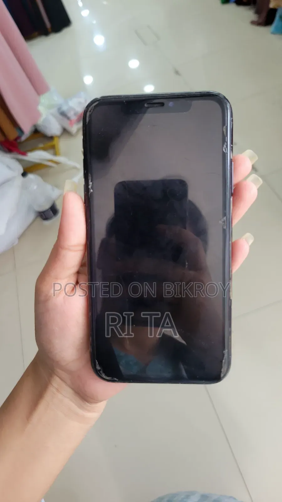 অ্যাপল আইফোন এক্সআর ১২৮ জিবি ব্ল্যাক