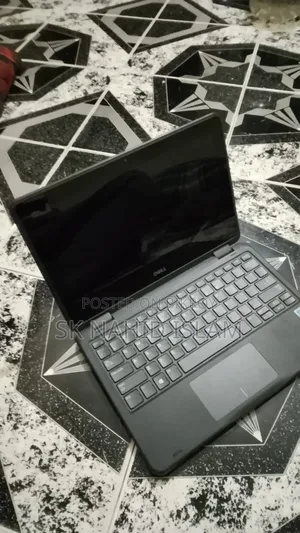 Laptop Dell Latitude 3190 2-in-1 4GB SSD 128GB