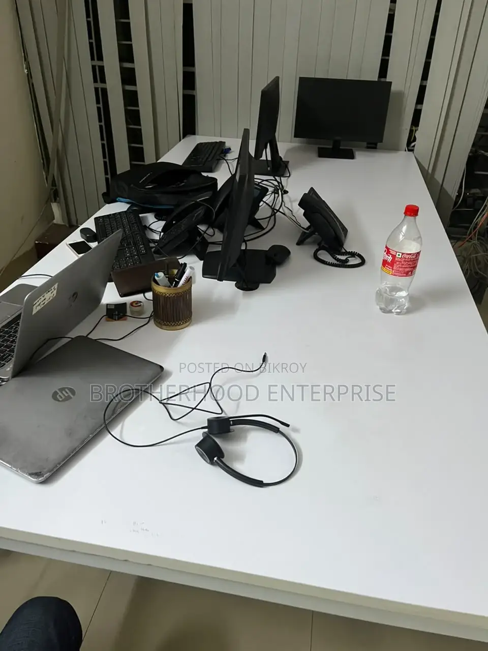 8 Feet/4 Feet OfficeTable for Sale (4 PCS)