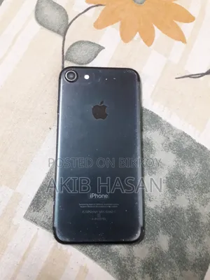 Apple iPhone 7 32 GB Black