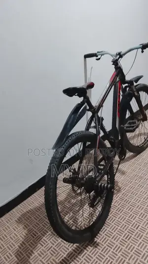একটি সাইকেল বিক্রি করা হবে