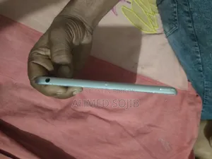 অ্যাপল আইপ্যাড এয়ার ৬৪ জিবি হোয়াইট