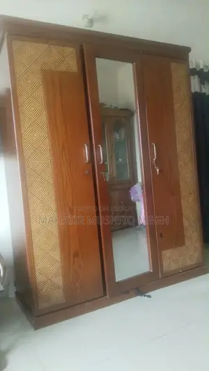 Used Wardrobes Sell Post