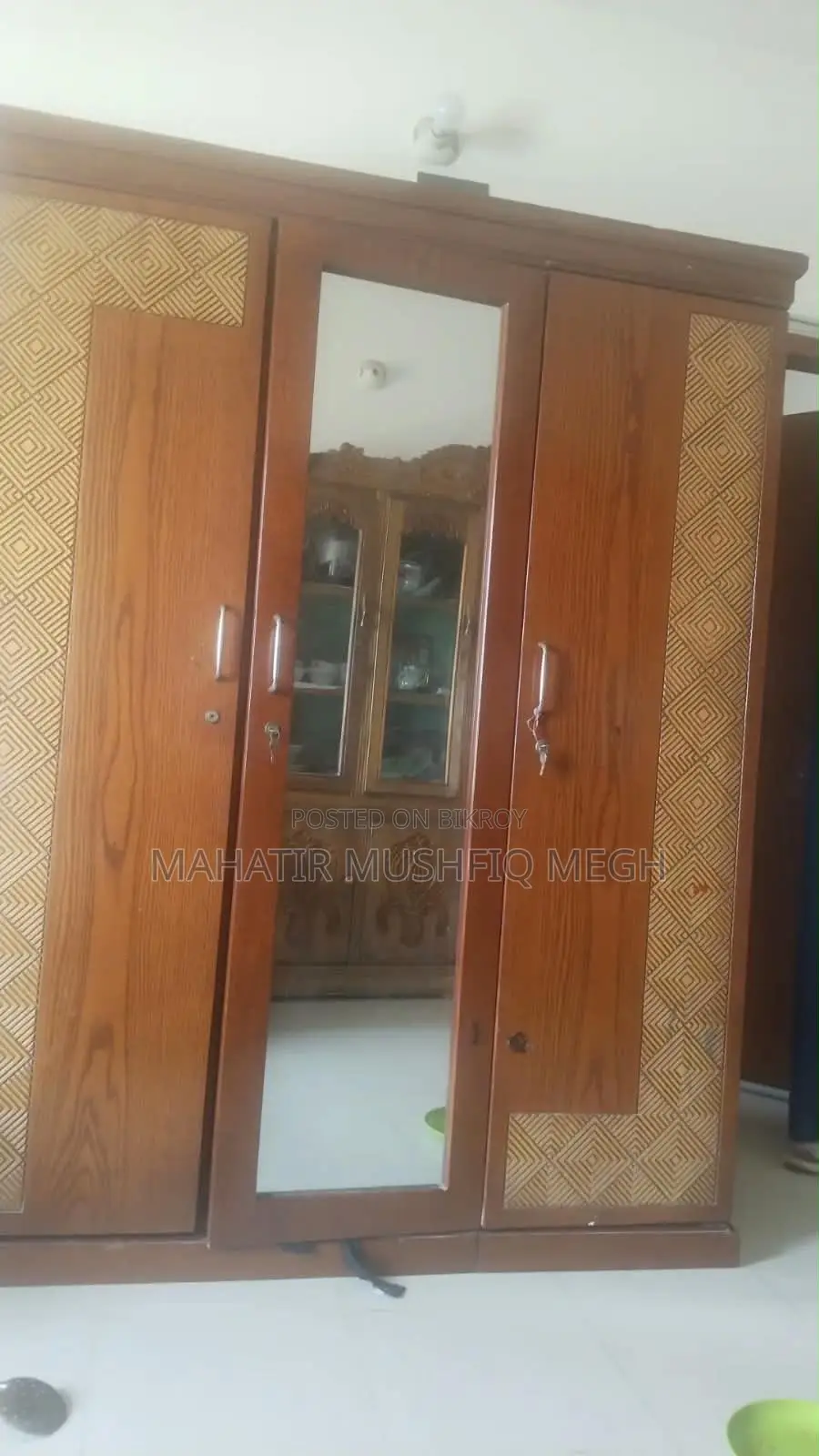 Used Wardrobes Sell Post