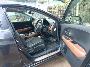 Honda Vezel 1.5 Hybrid All Wheel Drive 2014 Black