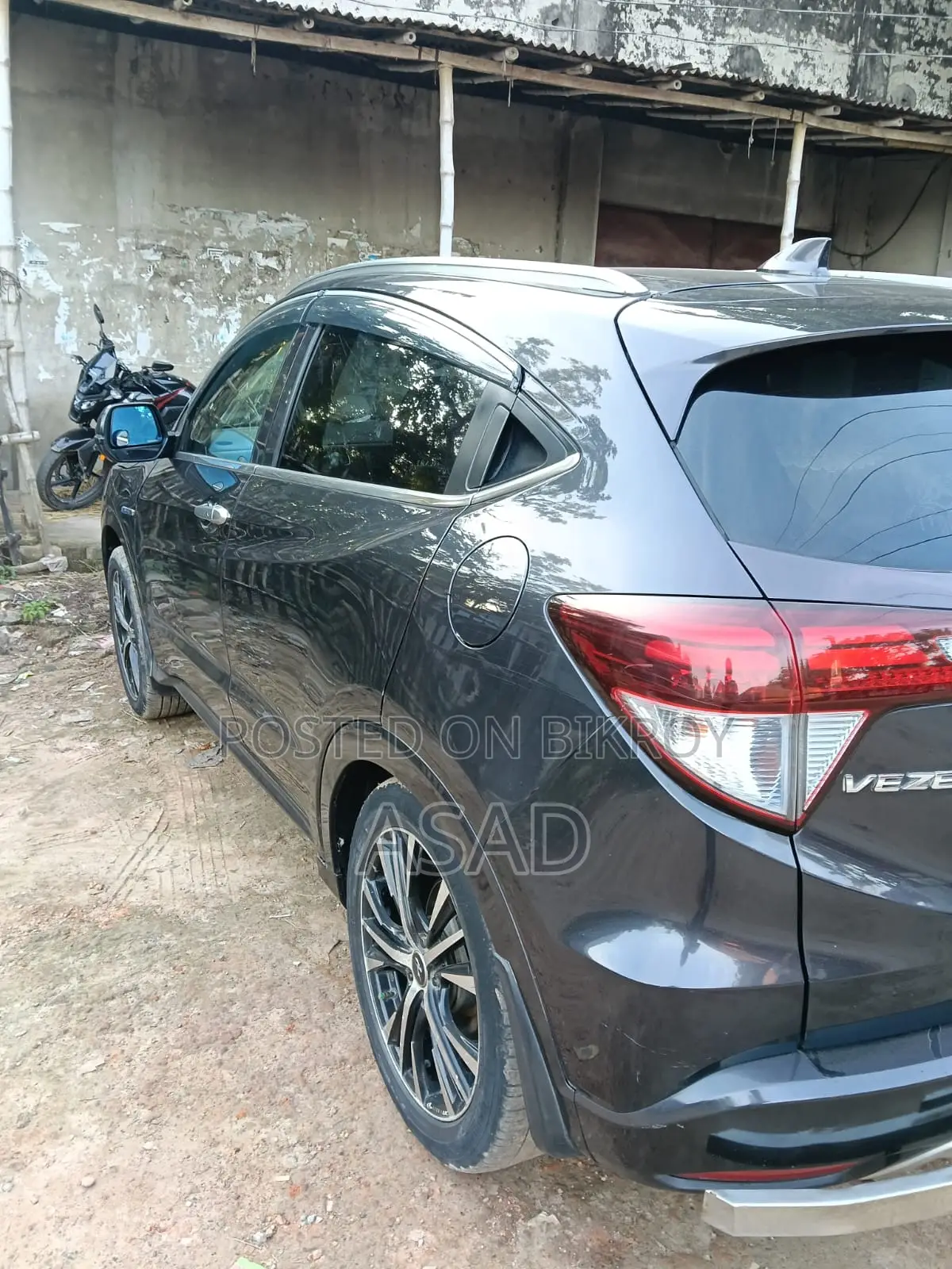 Honda Vezel 1.5 Hybrid All Wheel Drive 2014 Black
