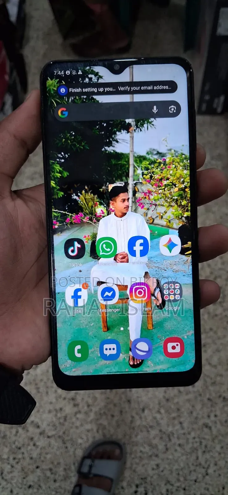 স্যামসাং গ্যালাক্সি এ১২ ৬৪ জিবি ব্ল্যাক
