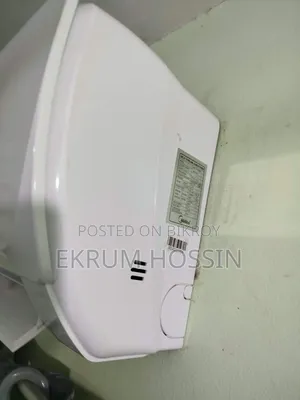 1.5 Ton Midea AC