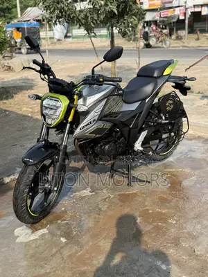 Suzuki Gixxer 2025 Silver
