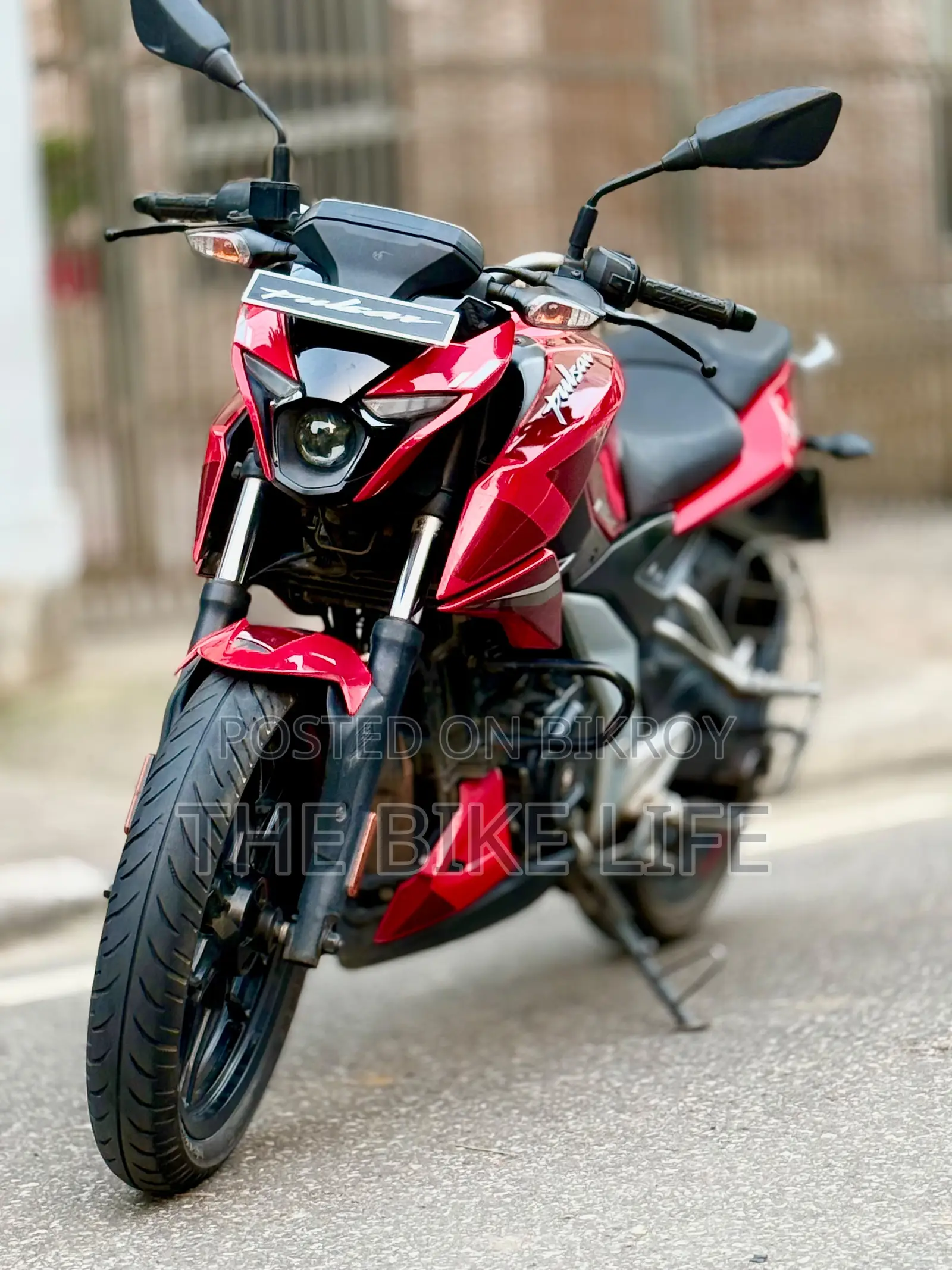 Bajaj Pulsar N160 2023 Red