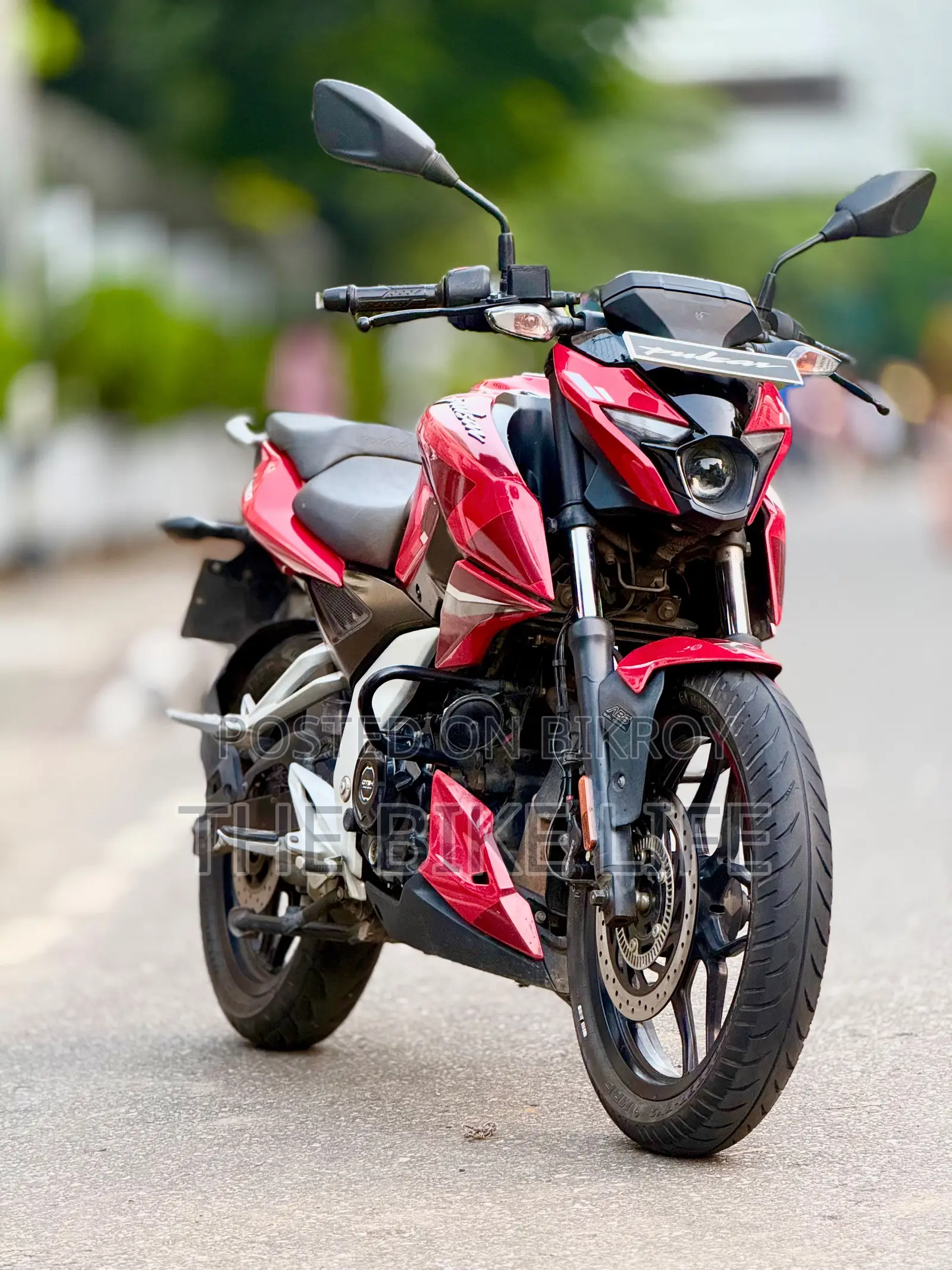 Bajaj Pulsar N160 2023 Red
