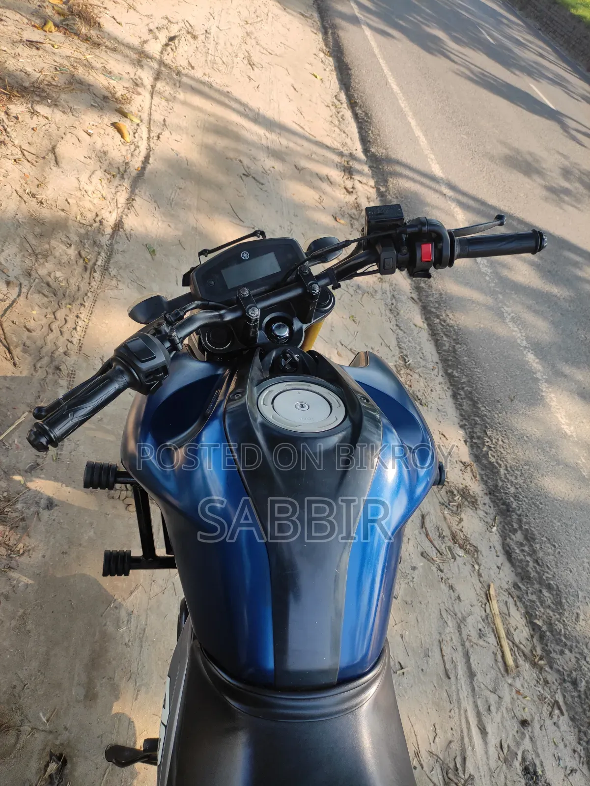 ইয়ামাহা এফজেডএস ভি৩ ২০১৯ নীল