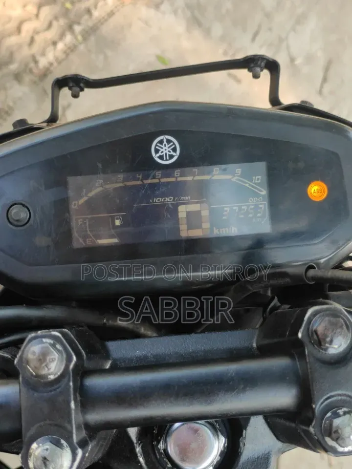 ইয়ামাহা এফজেডএস ভি৩ ২০১৯ নীল