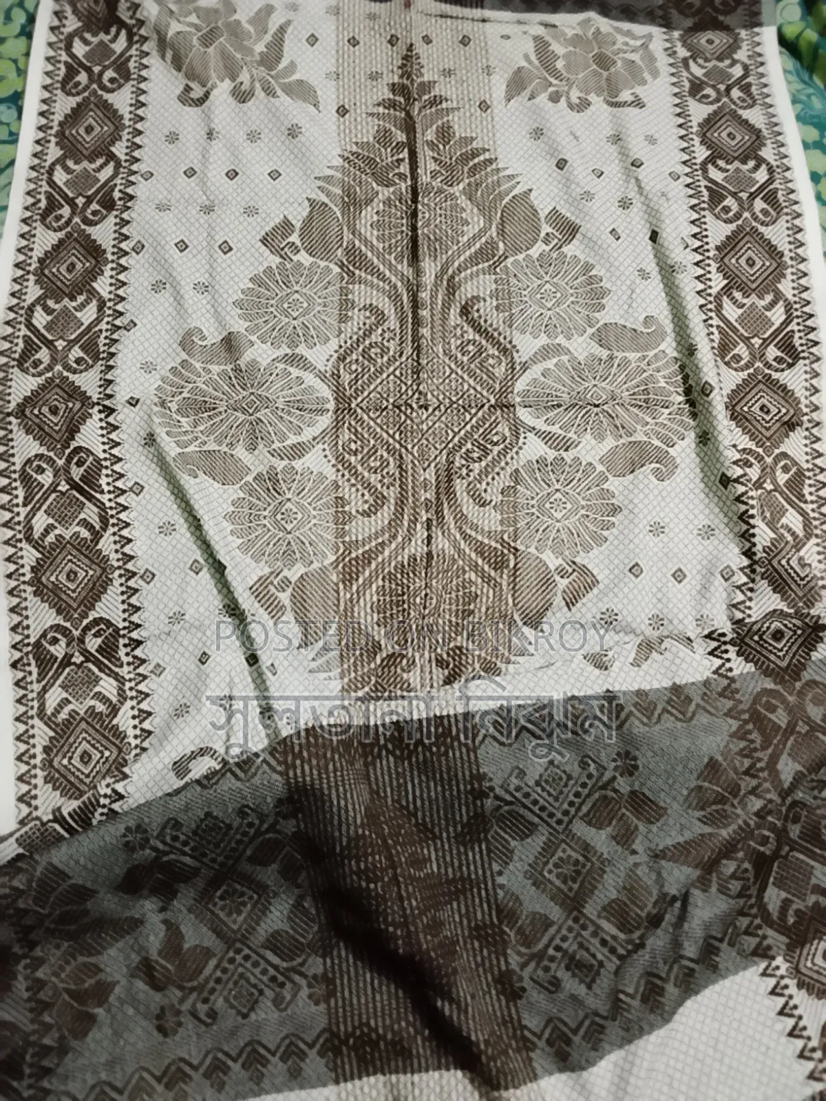 মহিলাদের শীতের শাল