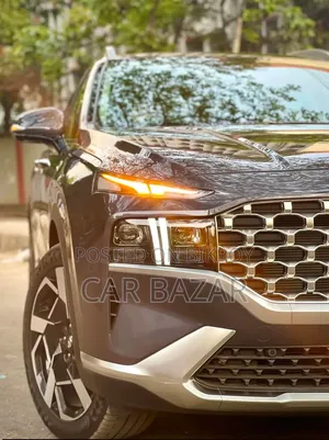 Hyundai Santa Fe Limited 2.4 All-Wheel Drive 2019 Gray