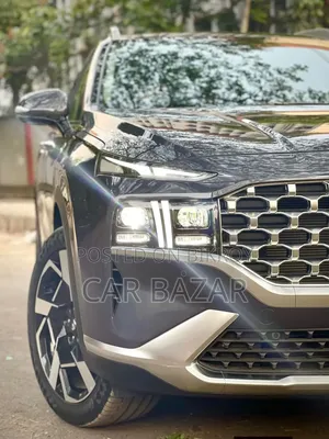 Hyundai Santa Fe Limited 2.4 All-Wheel Drive 2019 Gray
