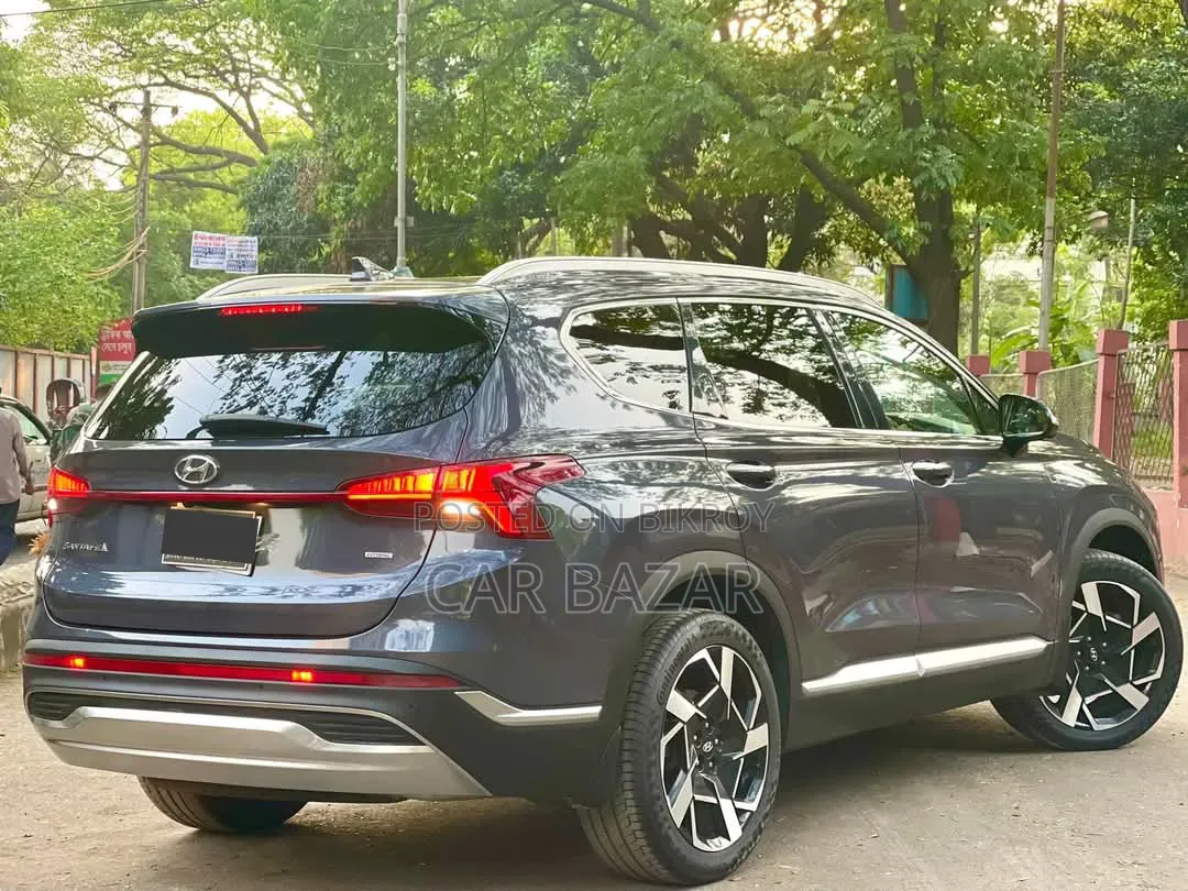 Hyundai Santa Fe Limited 2.4 All-Wheel Drive 2019 Gray