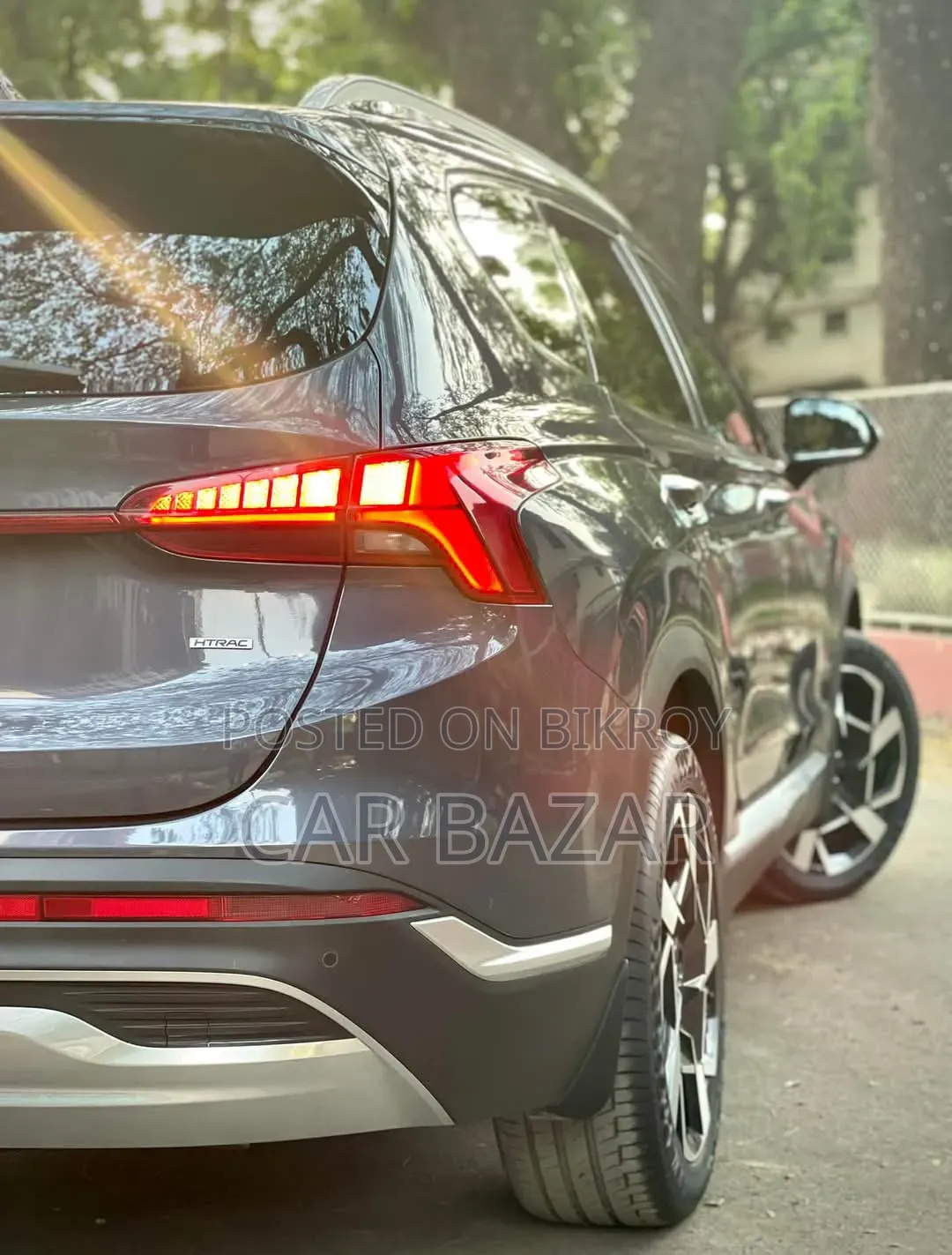 Hyundai Santa Fe Limited 2.4 All-Wheel Drive 2019 Gray