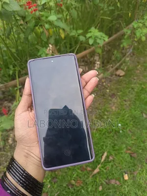 Vivo V40 5G 256 GB Purple