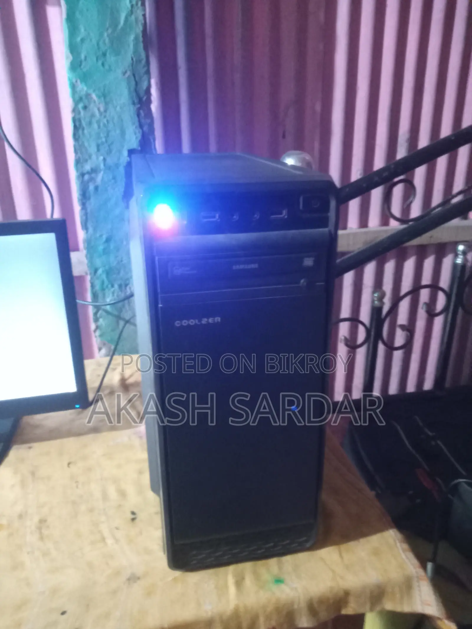 ডেস্কটপ কম্পিউটার ৪জিবি ইন্টেল পেন্টিয়াম এইচডিডি ১টি